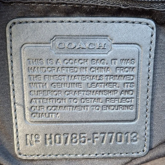 VTG Coach XL Signature Black Duffle Carry On Travel Weekender Bag & Toiletry Bag - Picture 11 of 16